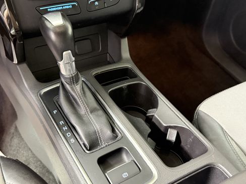 Used 2017 Ford Escape SE w/ SE Sport Appearance Package image 22