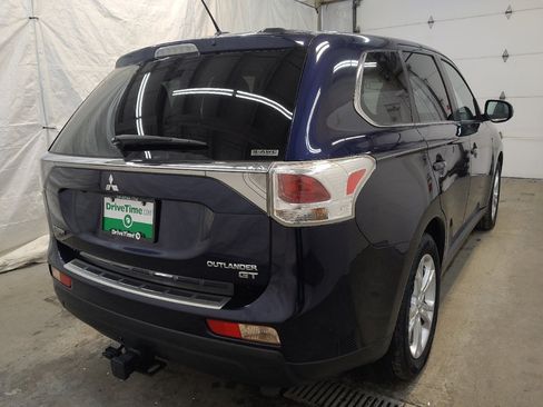 Used 2014 Mitsubishi Outlander GT AWD/4WD image 9