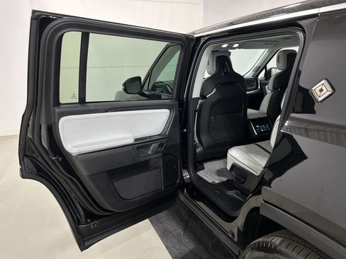 Used 2024 Rivian R1S Adventure Quad AWD/4WD image 17