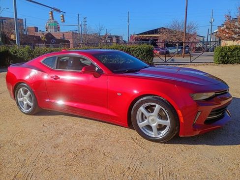 Used 2018 Chevrolet Camaro LT w/ RS Package image 18