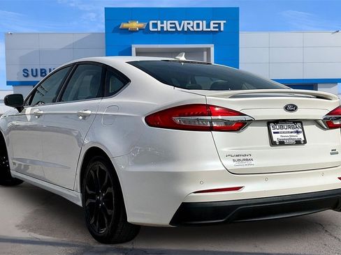 Used 2019 Ford Fusion SE w/ Equipment Group 151A image 12