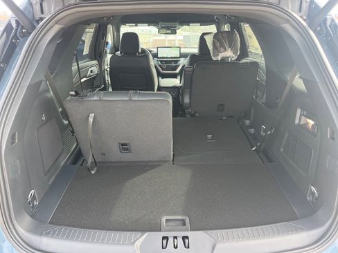 New 2026 Ford Explorer ST-Line w/ ST-Line Street Pack image 19