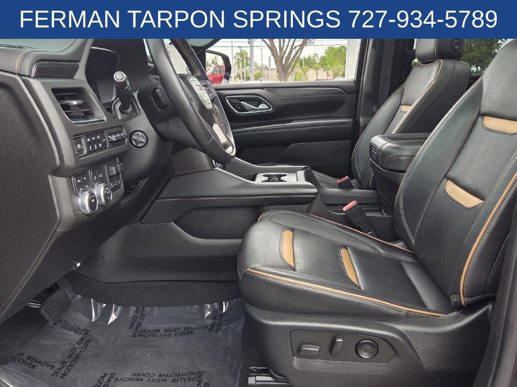 Used 2022 GMC Yukon XL AT4 w/ Technology Package AWD/4WD image 12