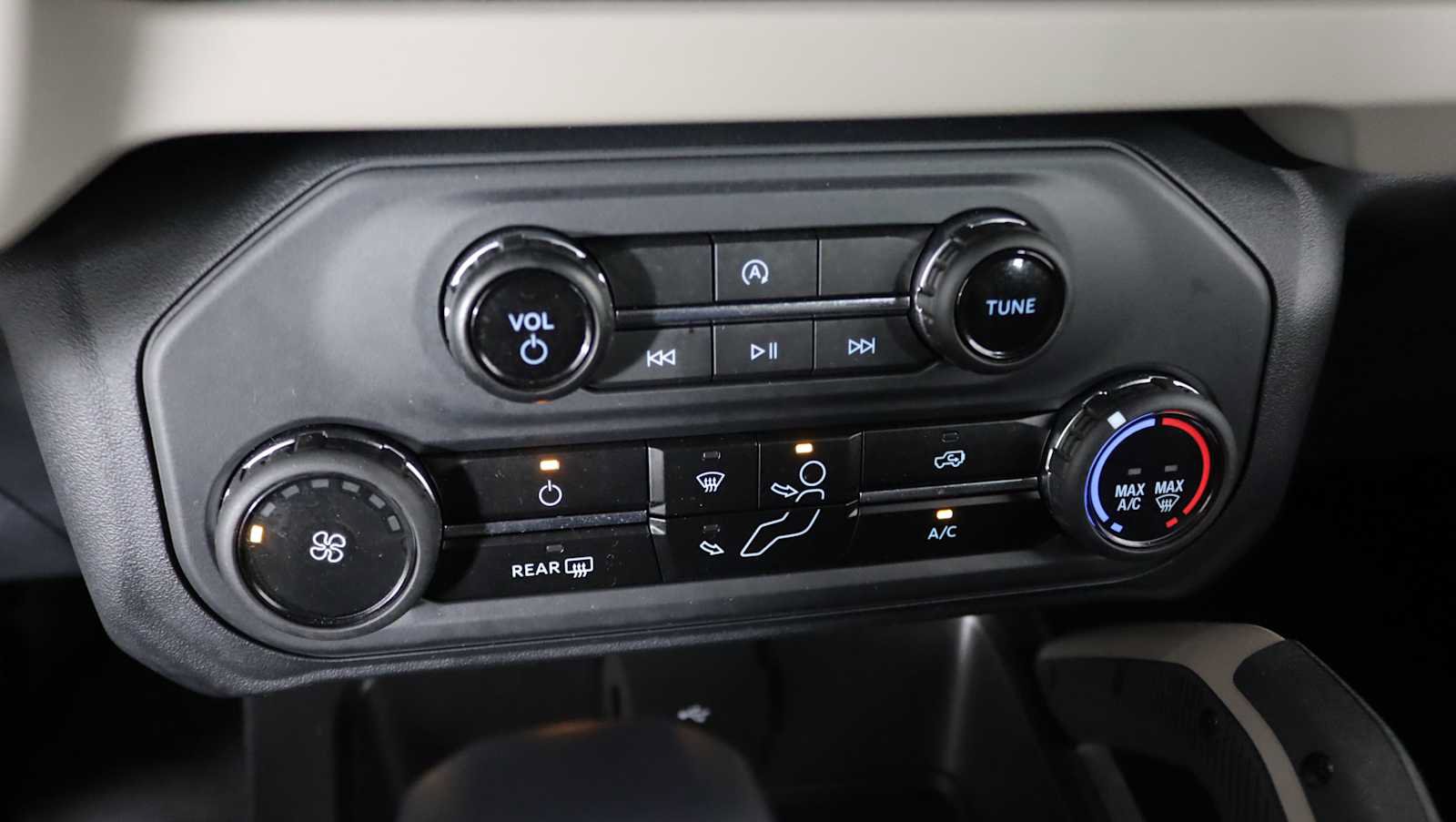 Used 2023 Ford Bronco Big Bend AWD/4WD image 16