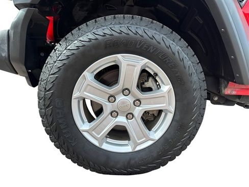 Used 2018 Jeep Wrangler Unlimited Sport S image 19