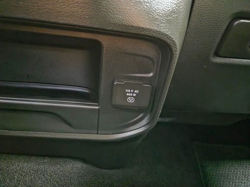 Used 2024 RAM 2500 Laramie AWD/4WD image 57