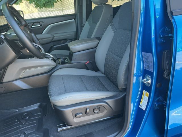 Used 2024 Chevrolet Colorado ZR2 AWD/4WD image 18