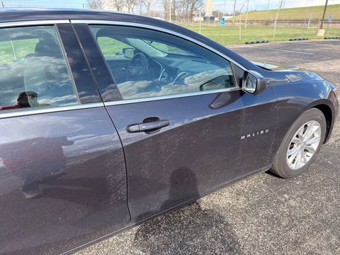 Used 2023 Chevrolet Malibu LT image 4