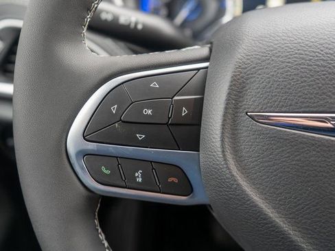 New 2026 Chrysler Pacifica Select AWD/4WD image 16