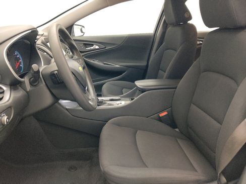 Used 2023 Chevrolet Malibu LT FWD image 17