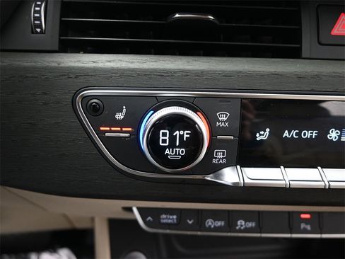 Used 2023 Audi A4 2.0T Premium Plus image 32