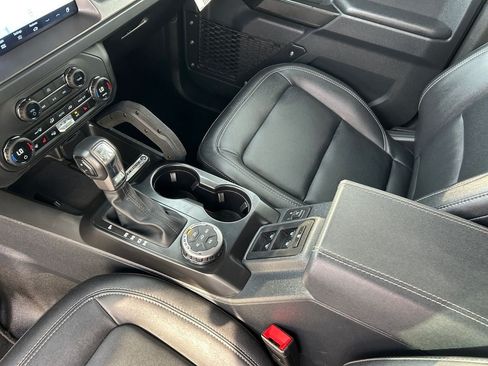 Used 2025 Ford Bronco Badlands AWD/4WD image 21