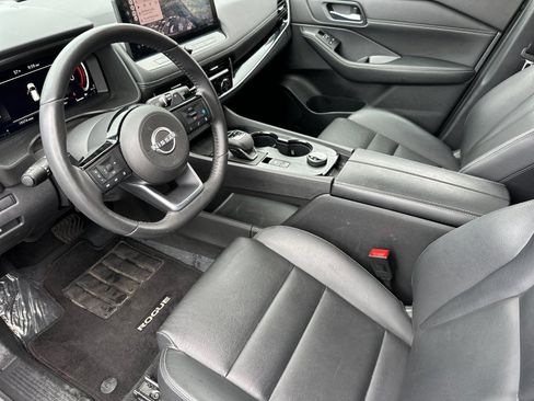Used 2024 Nissan Rogue SL w/ SL Premium Package AWD/4WD image 9