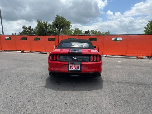 Used 2020 Ford Mustang Convertible image 8