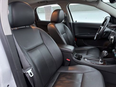Used 2012 Chevrolet Impala LTZ image 27