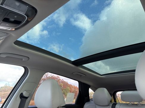 New 2024 Hyundai Tucson Limited image 31