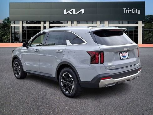 New 2026 Kia Sorento S w/ S Panoramic Sunroof Package FWD image 3