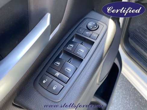 Used 2020 RAM 1500 Big Horn AWD/4WD image 17