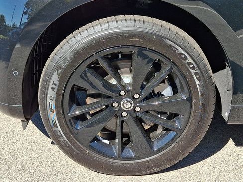 New 2026 Jaguar F-PACE R-Dynamic S AWD/4WD image 9
