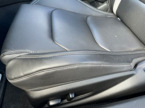 Used 2023 Chevrolet Camaro LT RWD image 12