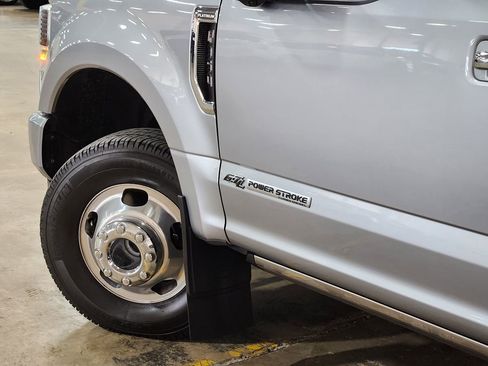 Used 2022 Ford F350 Platinum image 23