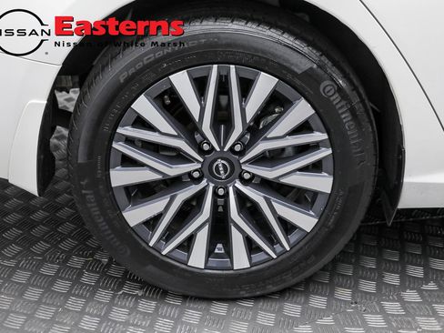 Used 2024 Nissan Altima 2.5 SV w/ SV Premium Package image 48