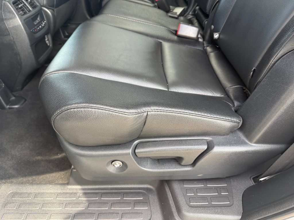 Used 2022 Honda Pilot Special Edition image 13