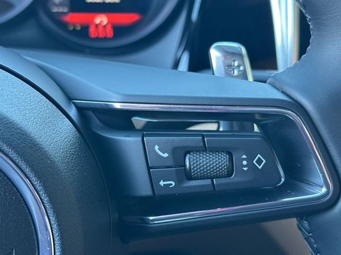 New 2026 Porsche Macan image 28