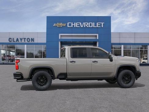 New 2026 Chevrolet Silverado 2500 ZR2 AWD/4WD image 28