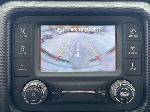 Certified 2019 Jeep Wrangler Sport image 19