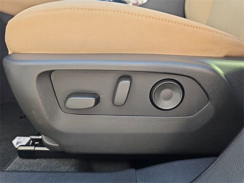 New 2026 Buick Envision Preferred image 18