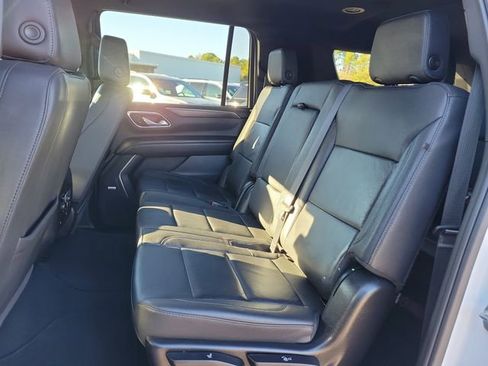Certified 2024 Chevrolet Suburban LT image 18