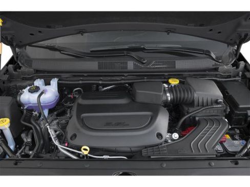 Certified 2025 Chrysler Pacifica Select image 11