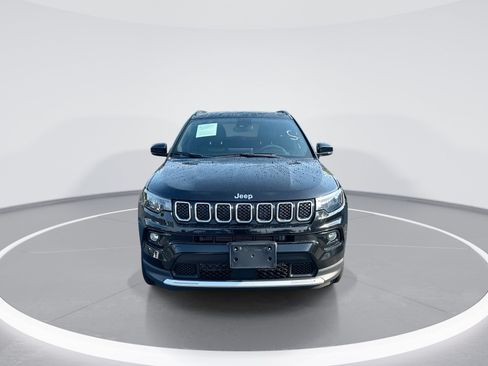 Used 2023 Jeep Compass Limited w/ Sun and Sound Group AWD/4WD image 3