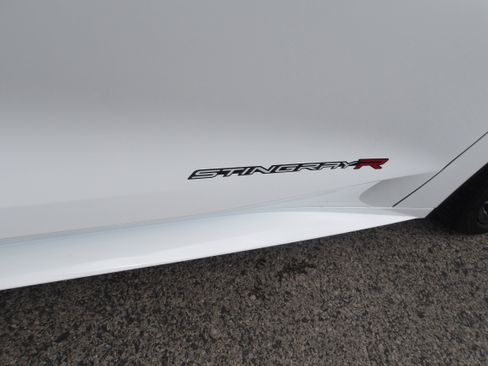 Certified 2022 Chevrolet Corvette Stingray Premium Cpe w/ Z51 Performance Package RWD image 9