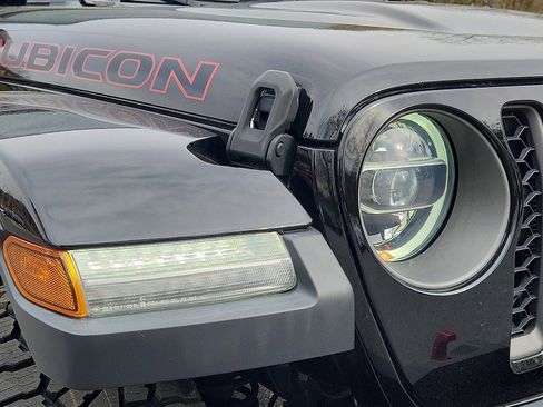 Used 2020 Jeep Gladiator Rubicon image 28