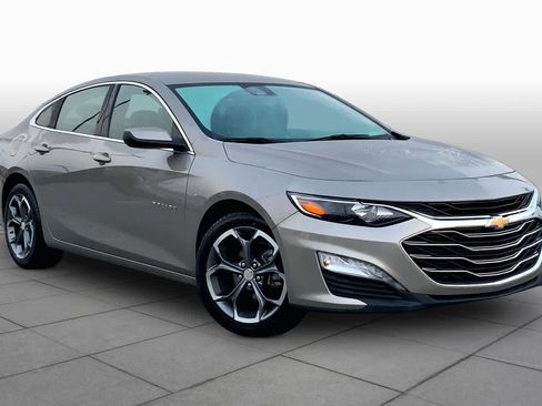 Used 2024 Chevrolet Malibu LT FWD image 3