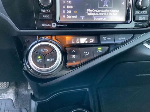 Used 2015 Toyota Prius C Three FWD image 23
