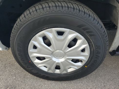 Used 2024 Ford Transit 350 XLT image 30