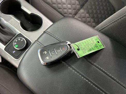 Used 2019 Chevrolet Blazer LT AWD/4WD image 12