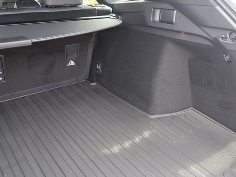 New 2026 Toyota Crown Signia XLE image 33