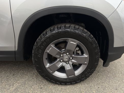 Used 2024 Honda Ridgeline TrailSport image 10