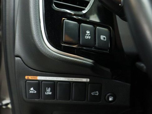 Used 2020 Mitsubishi Outlander SEL AWD/4WD image 9