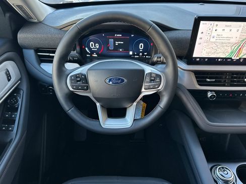 New 2026 Ford Explorer Active w/ Active Comfort Package image 13