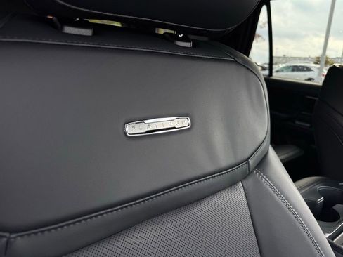 New 2025 Ford Expedition Platinum w/ Stealth Performance Package image 32