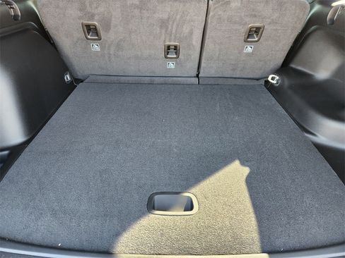 New 2025 Jeep Grand Cherokee Altitude image 23