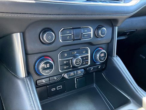 Used 2023 Chevrolet Tahoe LT RWD image 25