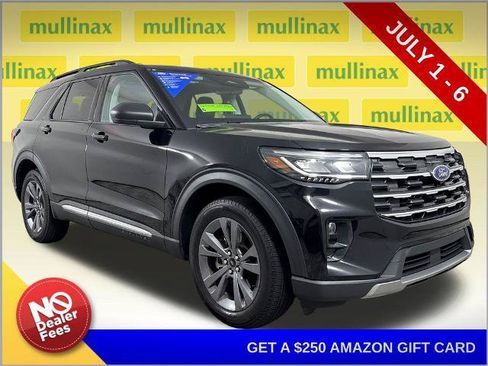 Certified 2025 Ford Explorer Active w/ Active Comfort Package AWD/4WD image 1