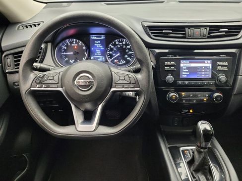 Used 2017 Nissan Rogue S AWD/4WD image 22