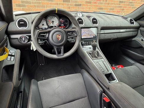 Certified 2025 Porsche 718 Cayman GT4 RS image 13